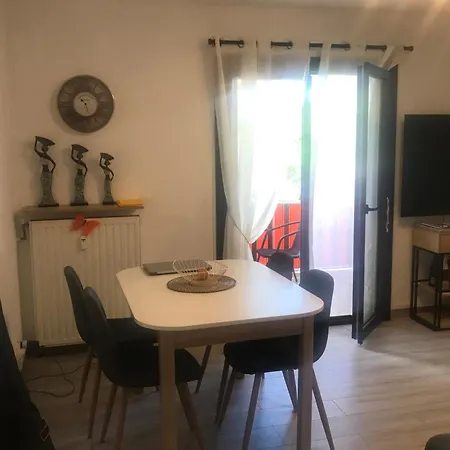 Beautiful With Balcony In Saint-raphael Apartamento Saint-Raphaël